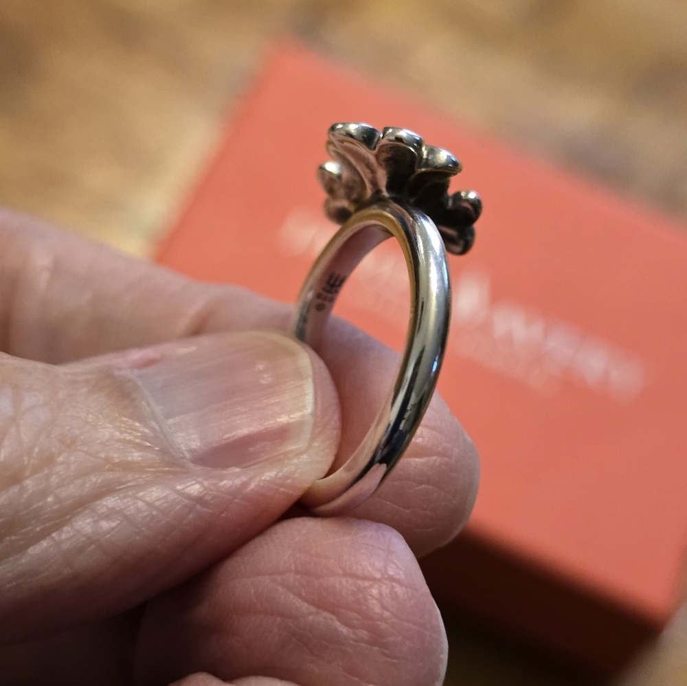 James Avery Stackable Flower Ring - image 4